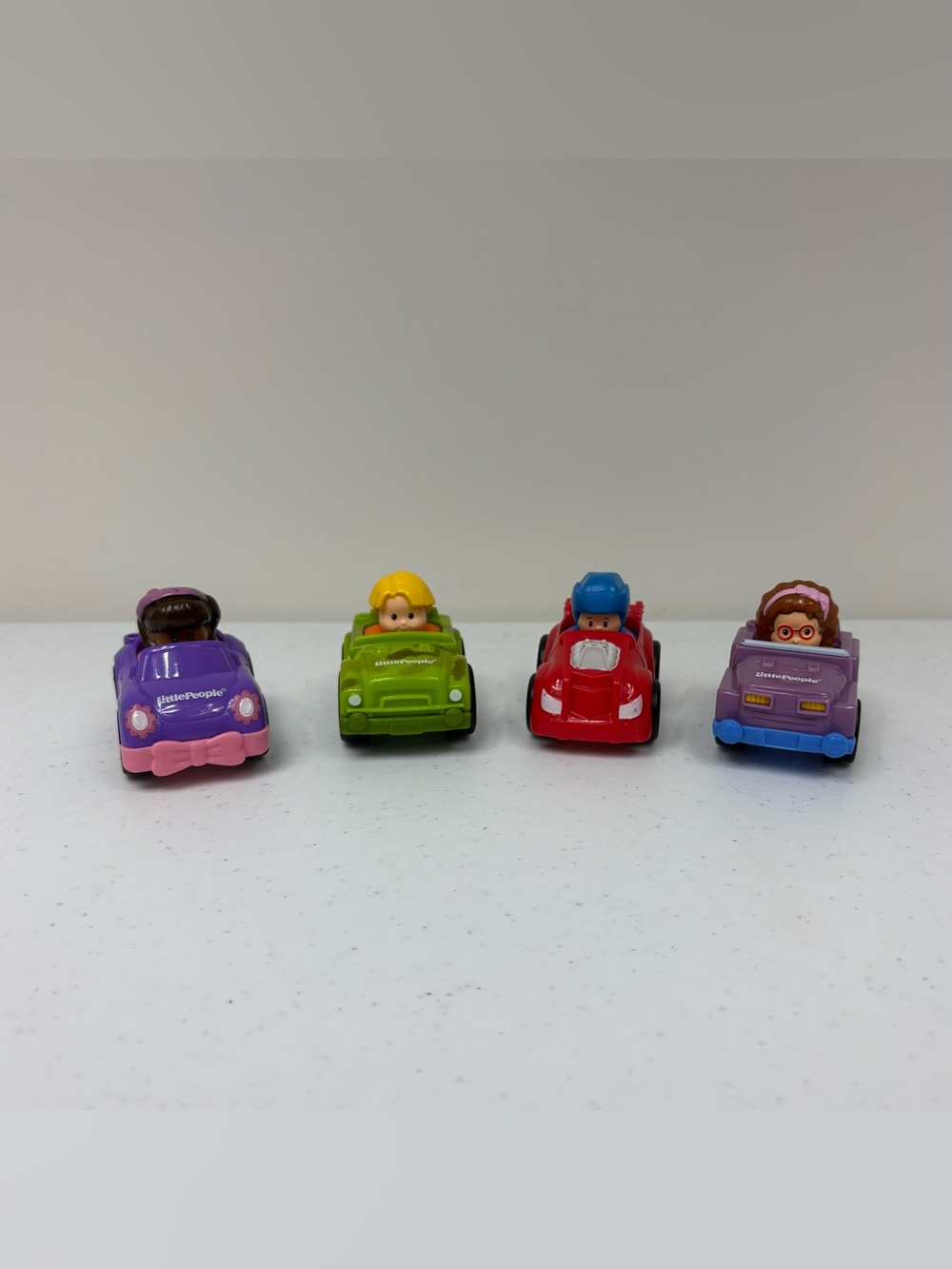 Fisher Price Little People Wheelies Lot Of 4 Race Car Camo Flowers Mia Maggie